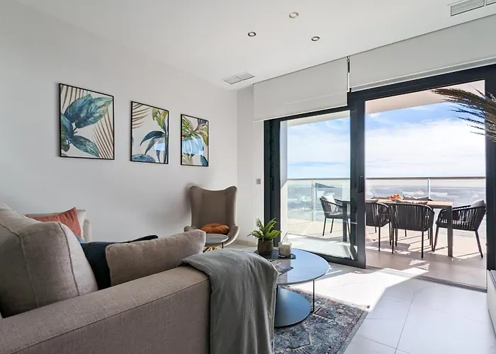 Sunset Cliffs Superb 公寓