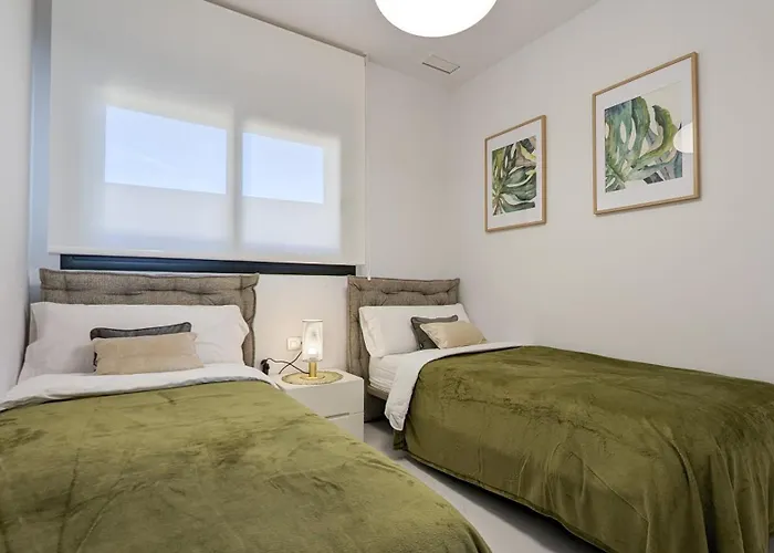 Sunset Cliffs Superb 公寓 *